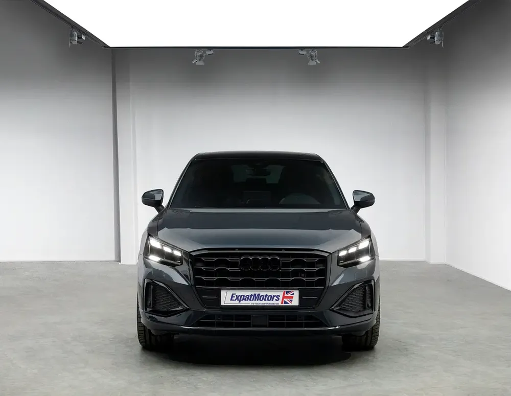 S Line •  Low Mileage • Audi Warranty + Service Contract • GCC - Image 4