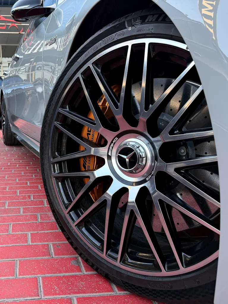 2024 Mercedes-Benz S 63 AMG E Performance - Image 4