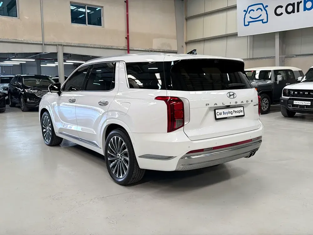 2,840AED / Month | 0% DP AVAIL | PALISADE CALLIGRAPHY | HYUNDAI WARRANTY - Image 5