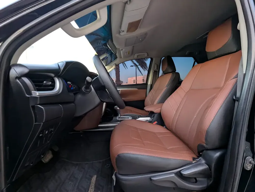 TOYOTA FORTUNER 2017 FACELIFTED 2025 GXR V6 4.0L GCC IN EXCELLENT CONDITION - Image 8