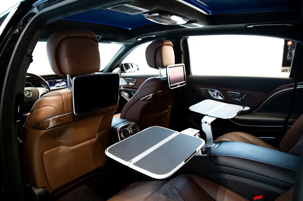 MAYBACH S600 V12 | REAR ENTERTAINMENT | BURMESTER AUDIO | GCC | WARRANTY AVAILABLE - Image 8