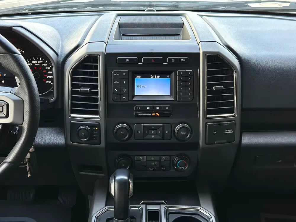 Ford F-150 Raptor 2019 - GCC Specs - Excellent Condition - Image 10