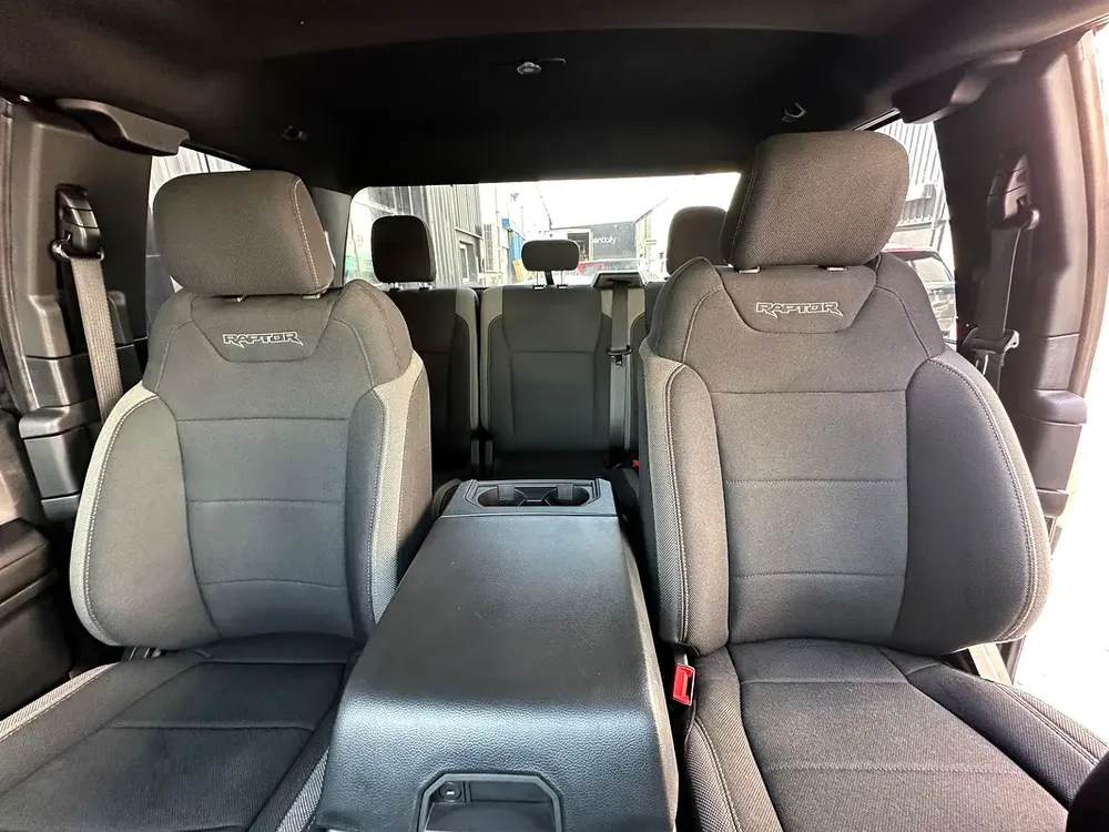 Ford F-150 Raptor 2019 - GCC Specs - Excellent Condition - Image 4