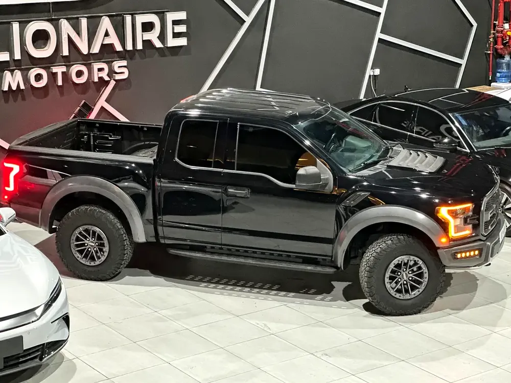 Ford F-150 Raptor 2019 - GCC Specs - Excellent Condition - Image 6