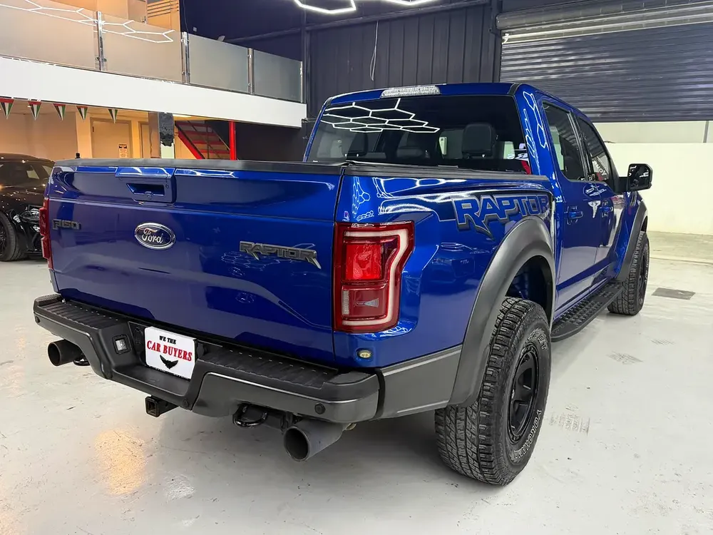 FORD -RAPTOR 2017 213000 KMS FULL OPTIONS ( PERFORMANCE) FULL SERVICE HISTORY ( 4 DOORS ) GCC SPECS - Image 7