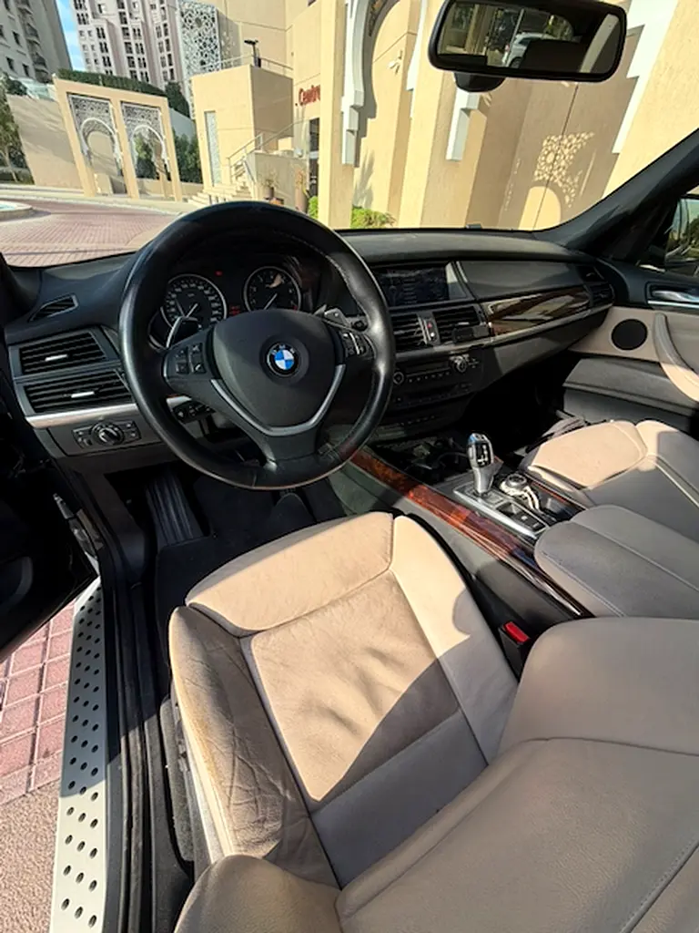 BMW X5 xDrive50i 2013 | GCC Specs | Well Maintained - Image 5