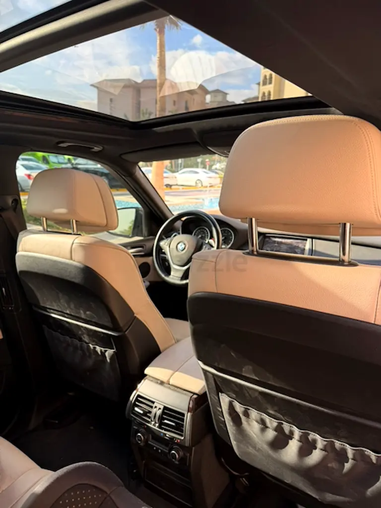 BMW X5 xDrive50i 2013 | GCC Specs | Well Maintained - Image 7
