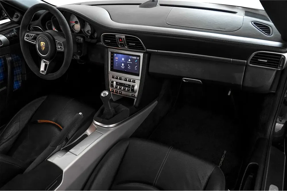CASH ONLY: 299,000 AED | 2007 Porsche 911 Carrera 4 S Manual / Half Cage - Image 11
