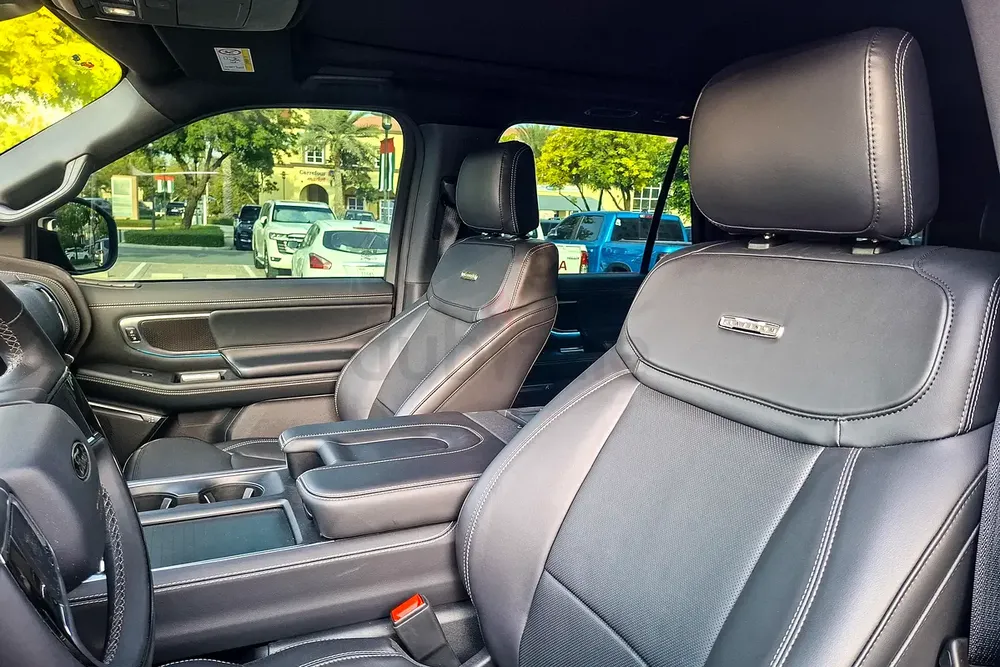 AED 4407/month | 2025 Ford Expedition Stealth | GCC Specs | Ref#453858 - Image 11
