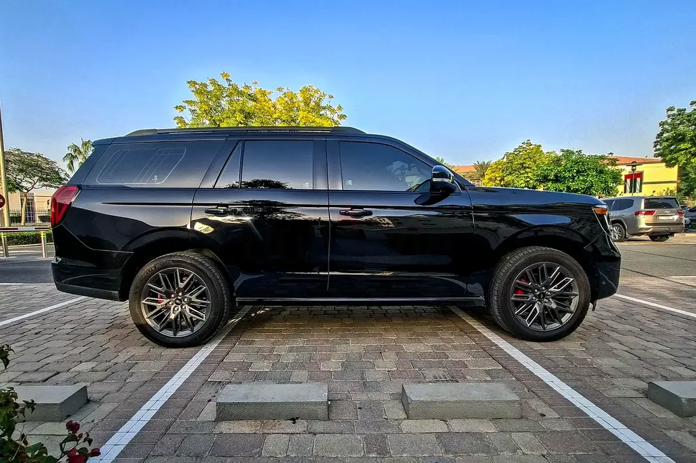 AED 4407/month | 2025 Ford Expedition Stealth | GCC Specs | Ref#453858 - Image 4