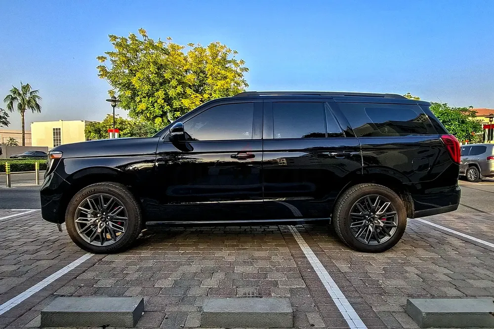 AED 4407/month | 2025 Ford Expedition Stealth | GCC Specs | Ref#453858 - Image 5