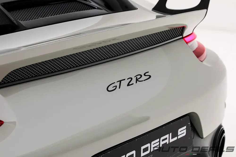 2018 Porsche 911 GT2 RS | GCC Specs | Full Service History | Very Low Mileage | 3.8L F6 - Image 11