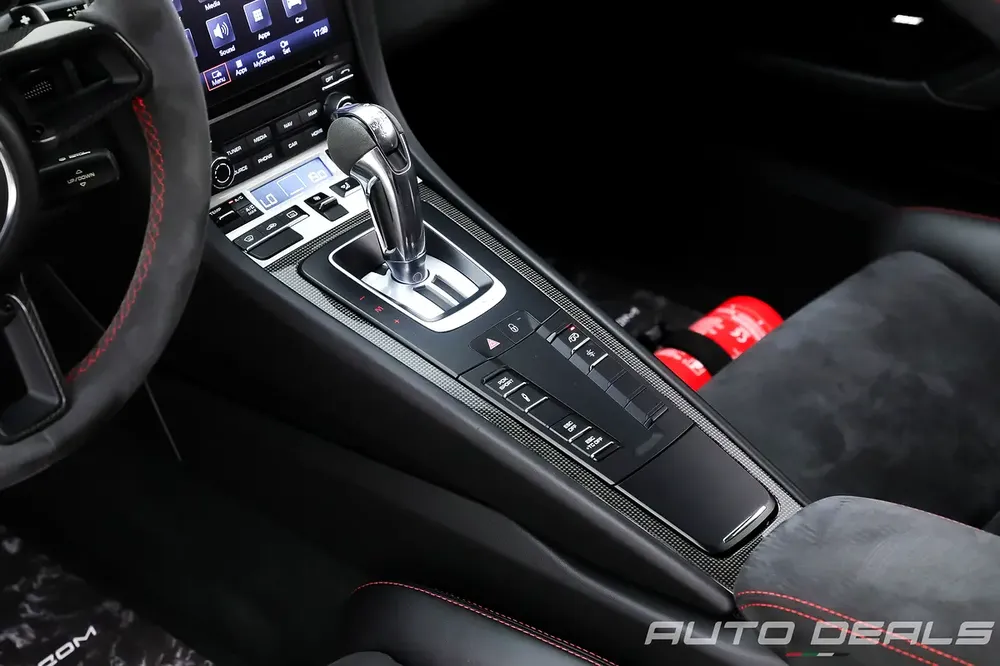 2018 Porsche 911 GT2 RS | GCC Specs | Full Service History | Very Low Mileage | 3.8L F6 - Image 15