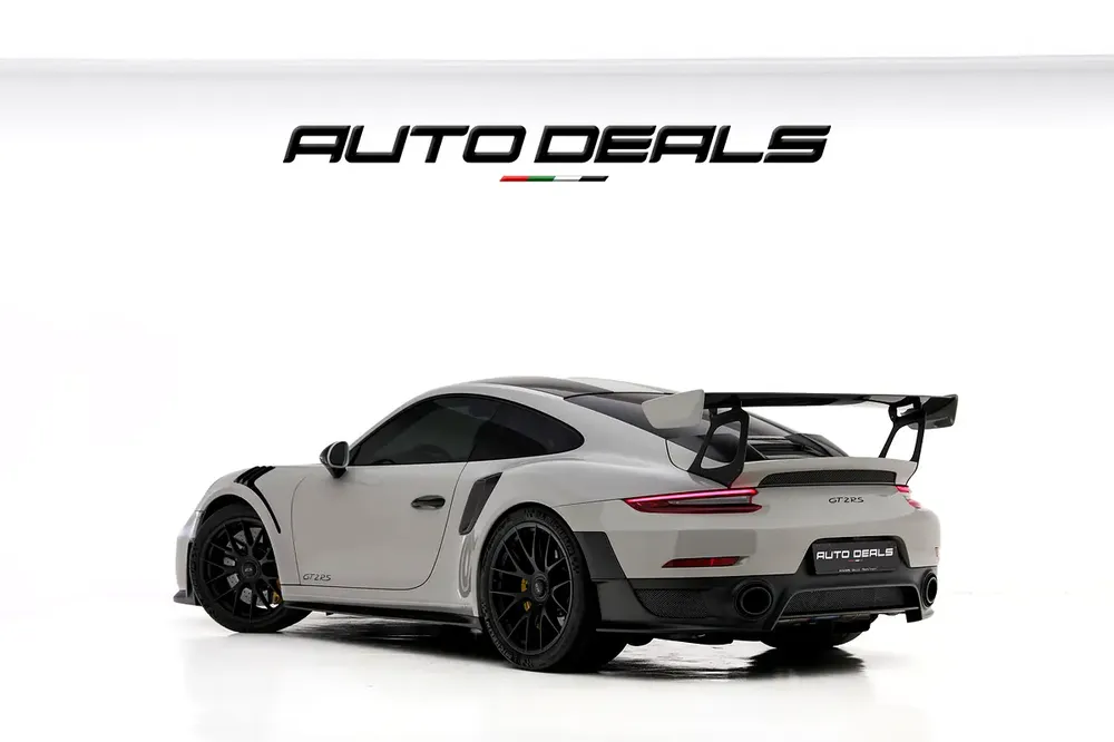 2018 Porsche 911 GT2 RS | GCC Specs | Full Service History | Very Low Mileage | 3.8L F6 - Image 4