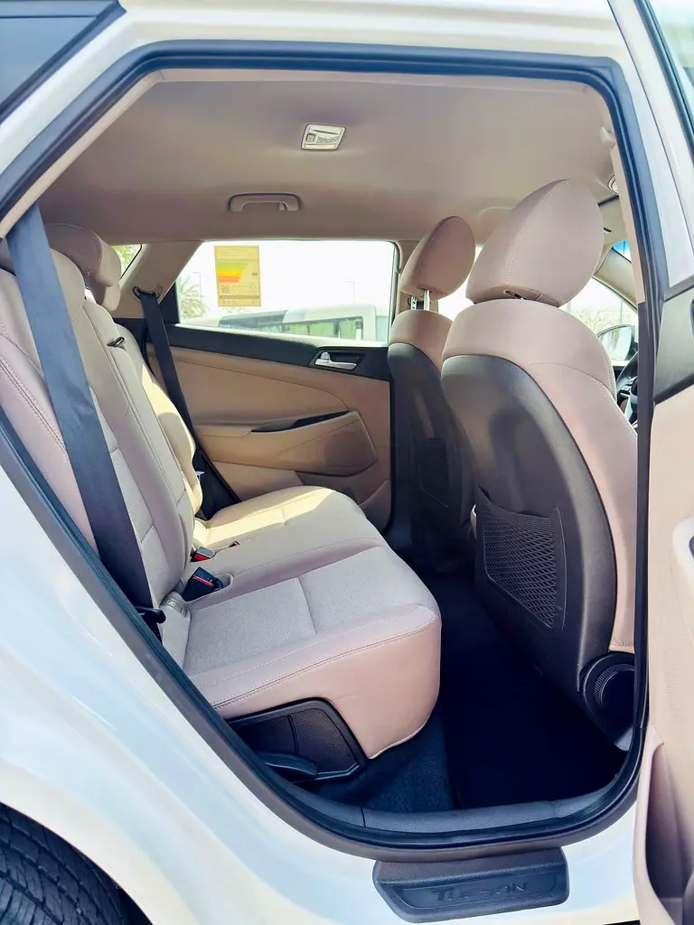 Hyundai Tucson 2.4L AWD Model 2020 GCC Specifications Immaculate Condition - Image 9