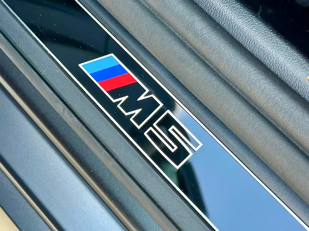 BMW M5 COMPETITION 2025 – UNDER WARRANTY AGMC – CLEAN TITLE – CLEAN CARFAX – MATTE BLACK - Image 13