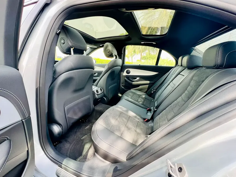 | Mercedes-Benz E200 AMG | 2023 Model | GCC Specs | Gargash Warranty Service - Image 15