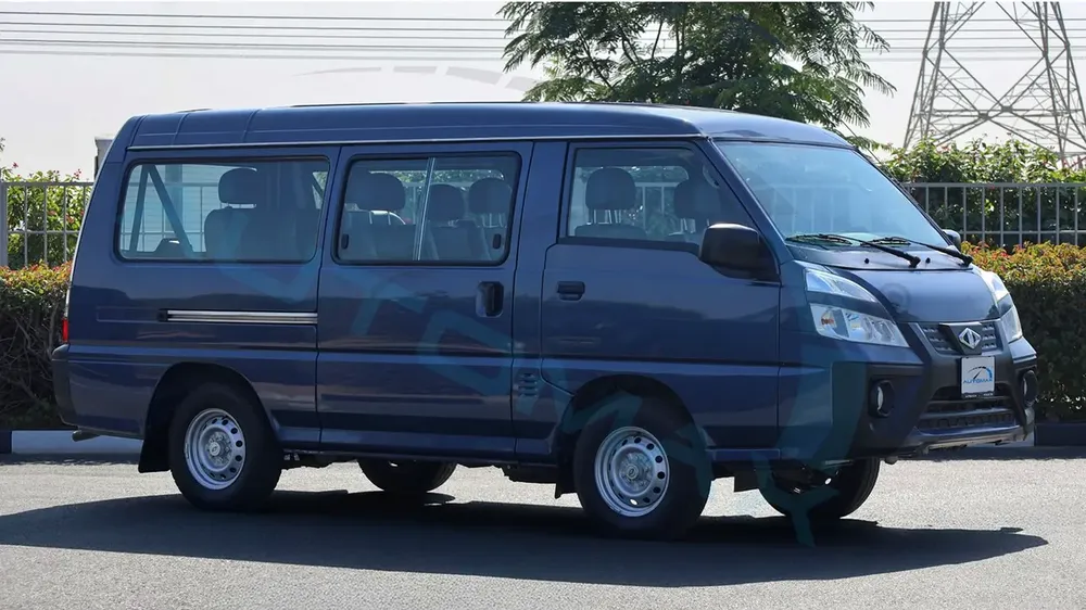 ( Only For Export ) 2025 CMC D260 Window Van 2.4L RWD GCC BRAND NEW - Image 4