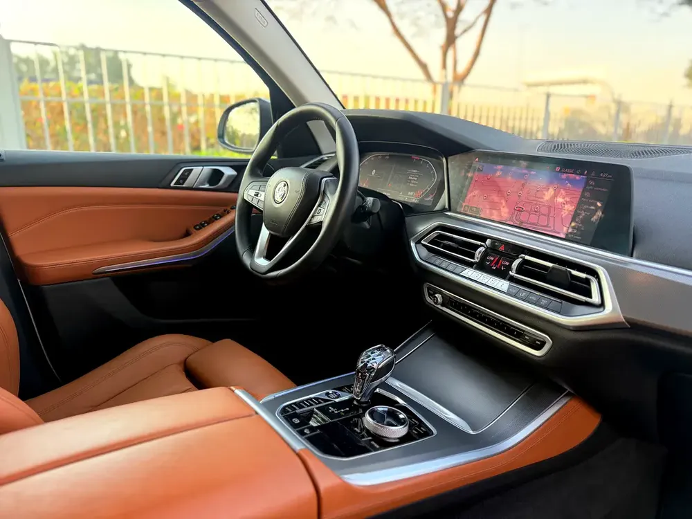 BMW X5 xDrive40i 2019 ( GCC – Excellent Condition – Luxury SUV ) - Image 13