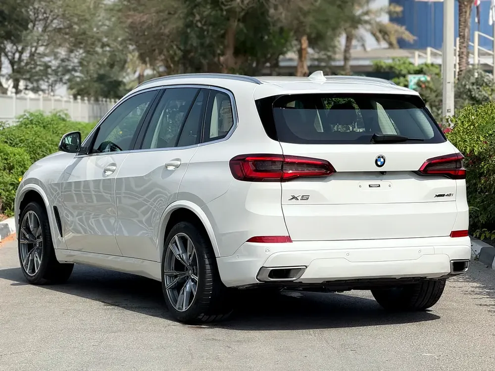 BMW X5 xDrive40i 2019 ( GCC – Excellent Condition – Luxury SUV ) - Image 4
