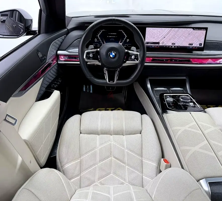 BMW 7-Series 760Li 2023 GCC Specs Luxury Sedan - Image 8