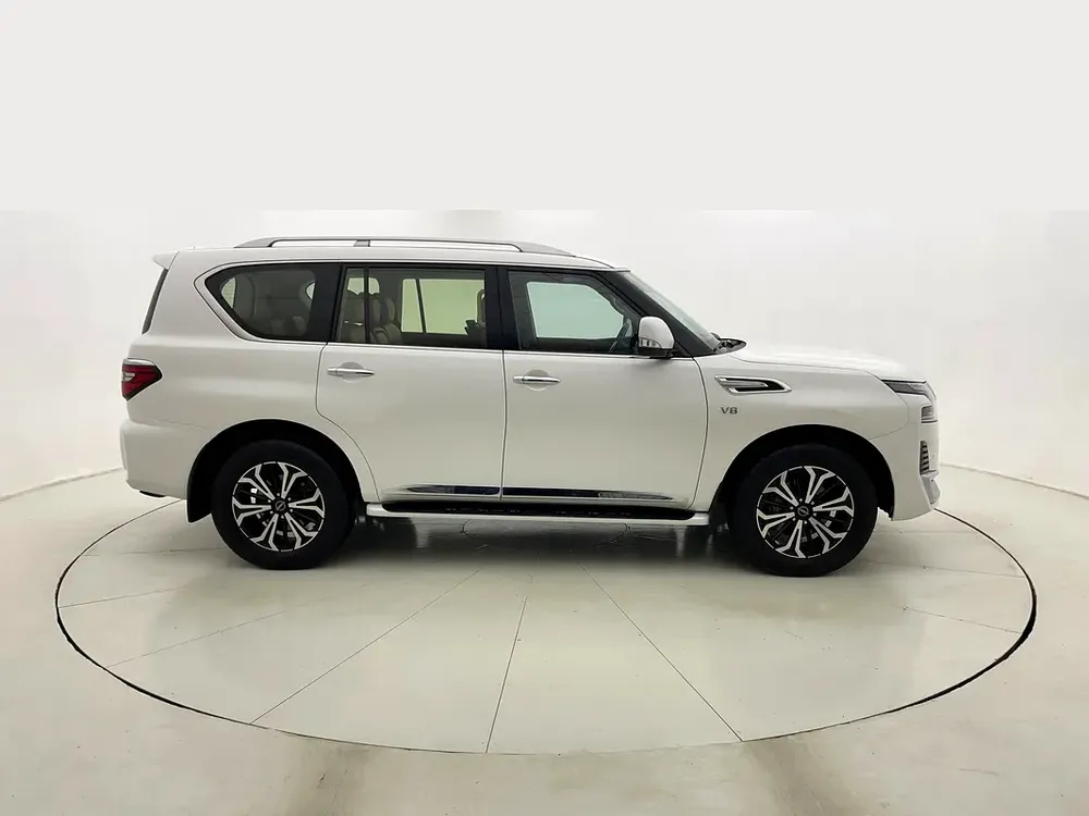 AED 2,918/month | 0 Downpayment | Free 3 Months Warranty | Service History | NISSAN PATROL 2022 - Image 5