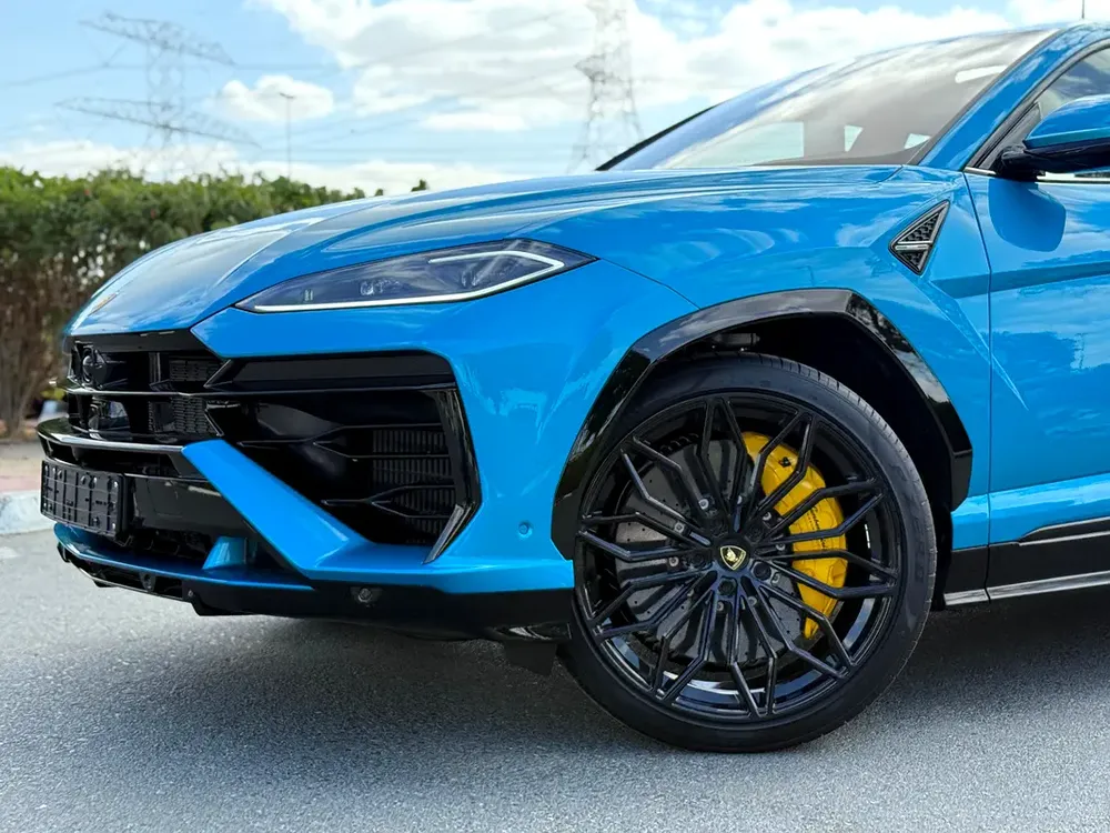 Lamborghini Urus SE 2025 - Korean Specs - Brand New! - Image 6