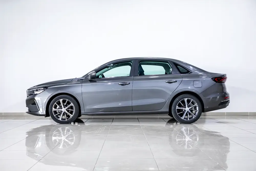 GEELY WARRANTY 2028 / 150,000 KM | SUNROOF | LEATHER | 1.5 GCC | AED 700 PM - Image 7