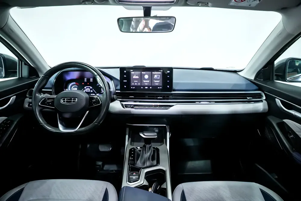 GEELY WARRANTY 2028 / 150,000 KM | SUNROOF | LEATHER | 1.5 GCC | AED 700 PM - Image 9