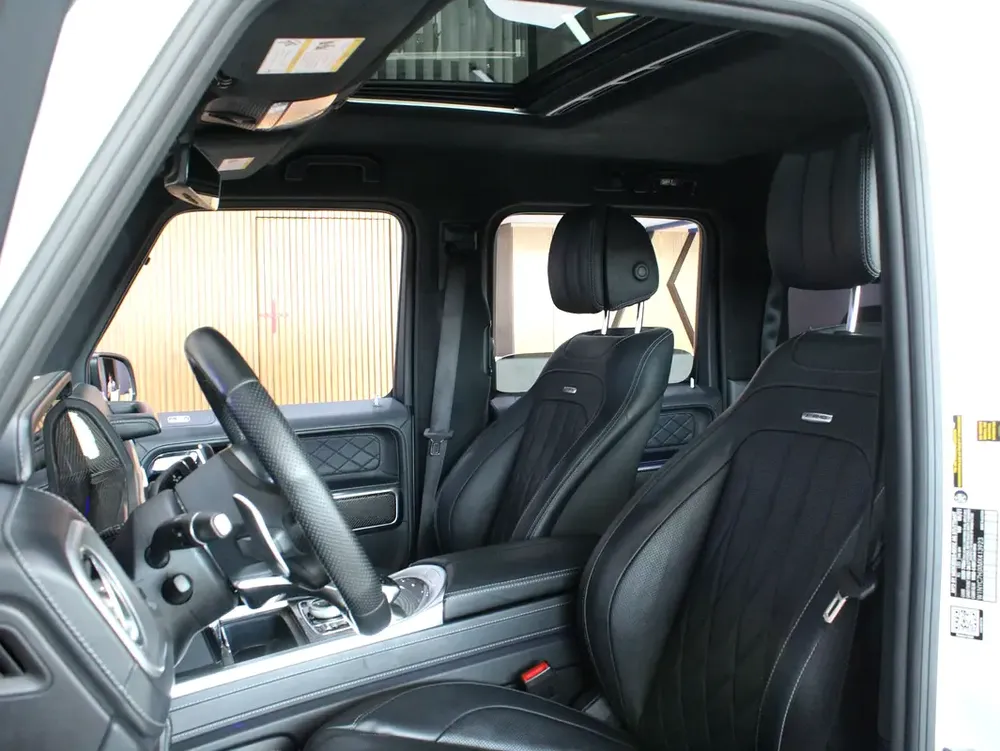 2021 - Mercedes-Benz G 63 AMG V8 with warranty - Image 10