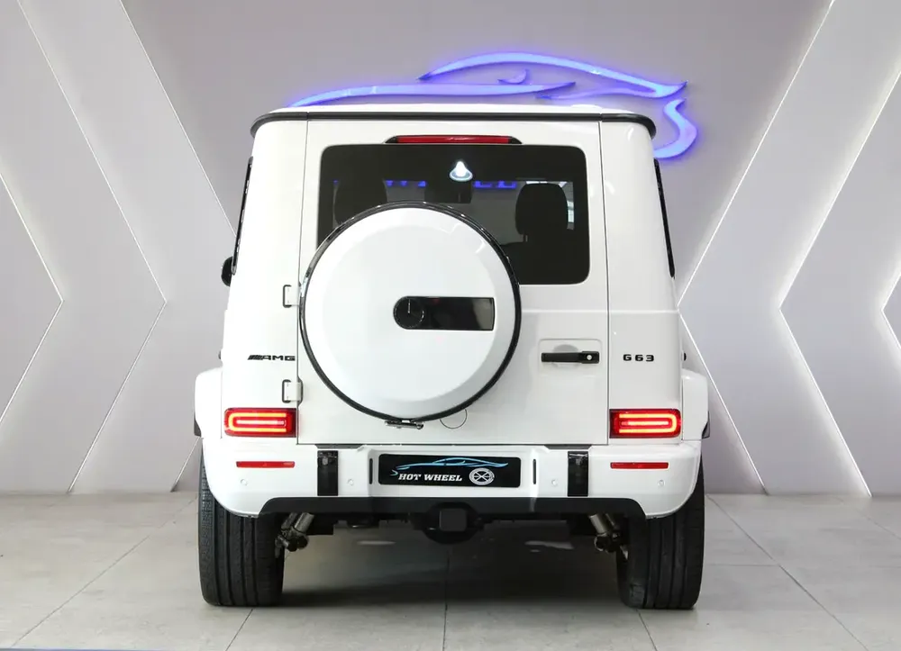 2021 - Mercedes-Benz G 63 AMG V8 with warranty - Image 4