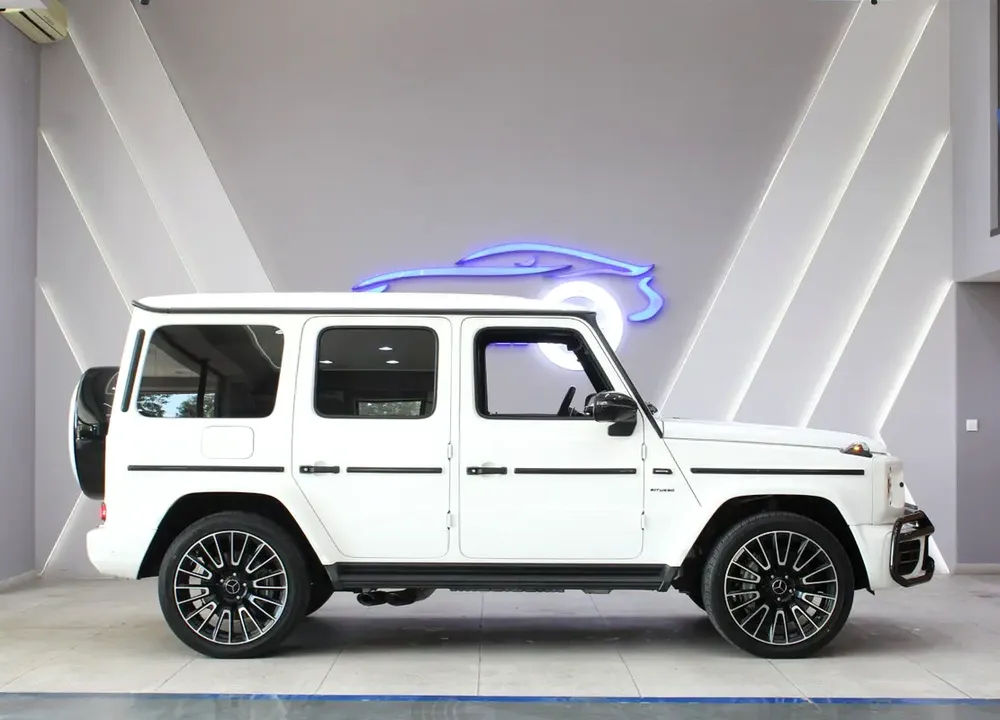 2021 - Mercedes-Benz G 63 AMG V8 with warranty - Image 6