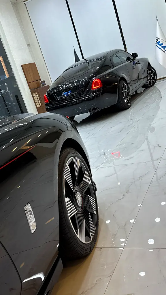 Rolls-Royce Wraith Black Badge - Image 15