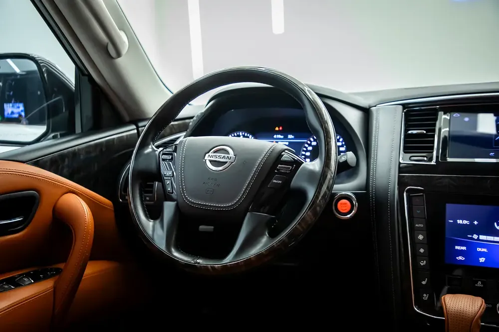 2020 | NISSAN ARMADA |  PLATINUM |GCC | FULL OPTION | | FULL SERVICE | EXCELLENT CONDITION | - Image 9