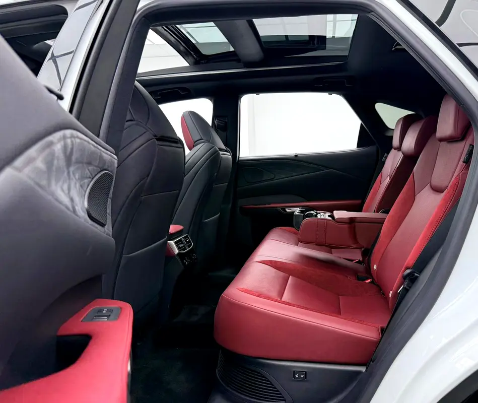 2023 Lexus RX 500h, Lexus Warranty+Full Service History, GCC - Image 16