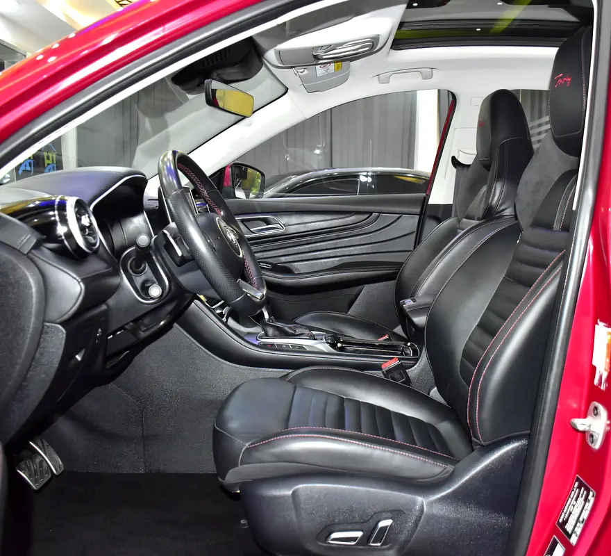 AED 745 EMi for 5Yrs | MG HS Trophy ( 2021 Model ) in Red Color GCC Specs - Image 10