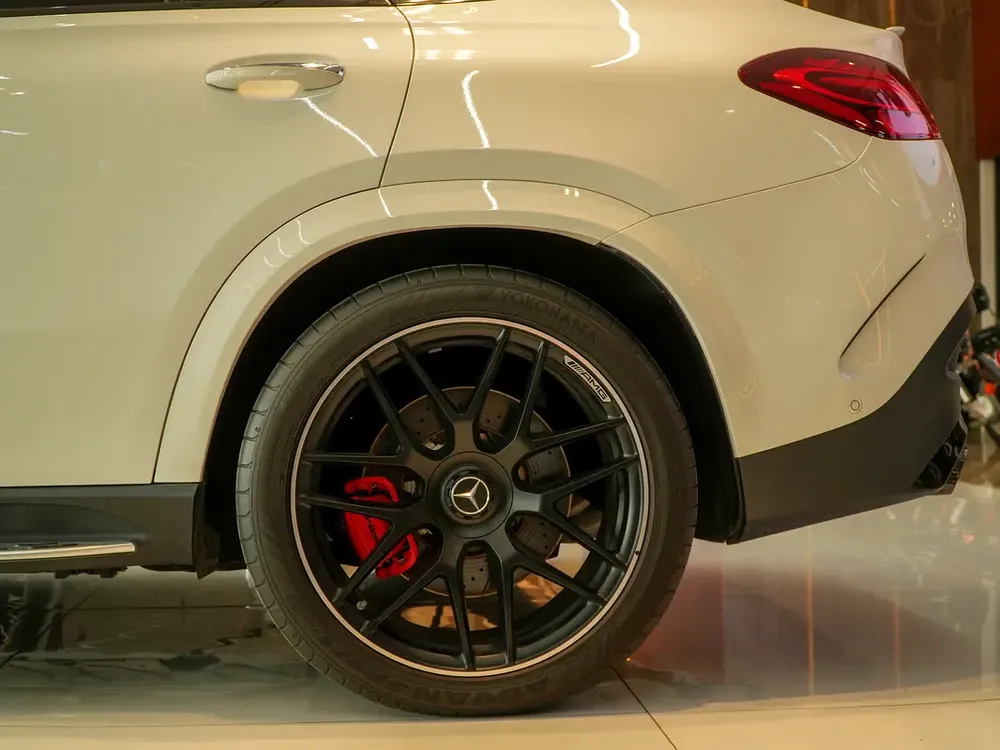 2024 Mercedes-Benz GLE 63 S AMG 4Matic Plus Coupe - European Specs - GCC Stock - Image 7