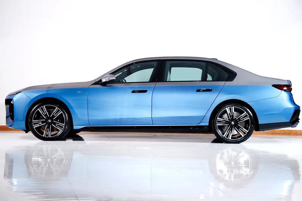 BMW 7-Series 760Li xDrive 2026 - GCC Specs - Brand New - Image 4