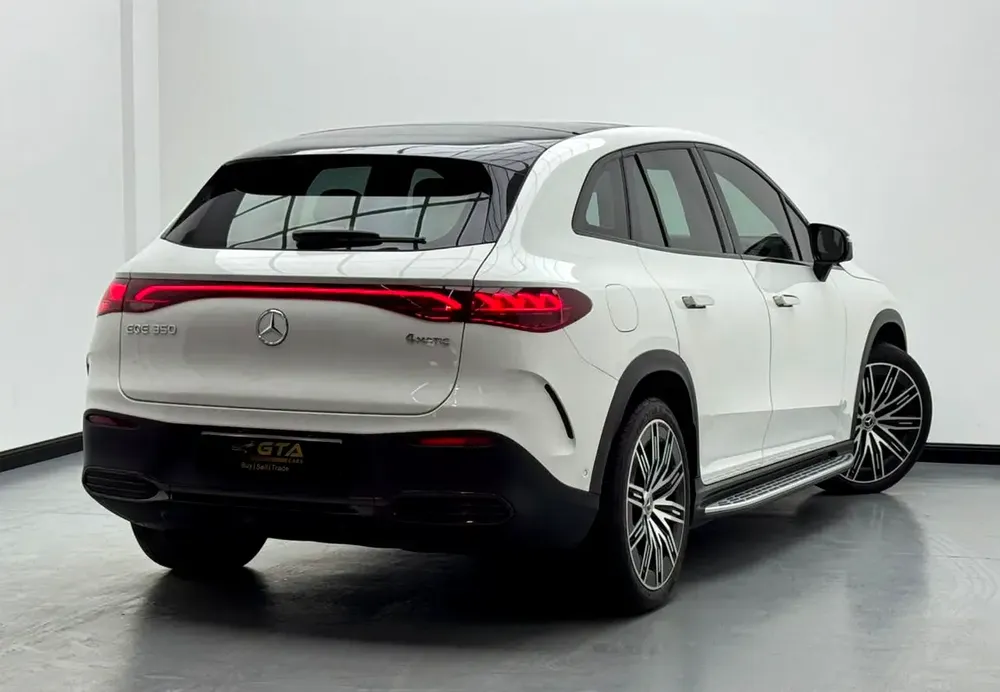2023 Mercedes-Benz EQE 350 4Matic, 2028 Mercedes Warranty, 2028 Mercedes Service Pack, GCC - Image 6