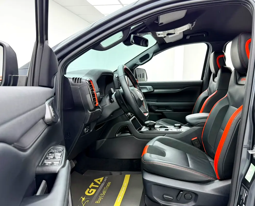 2024 Ford Ranger Raptor, Ford Warranty+Service Contract+Full Service History, GCC - Image 14