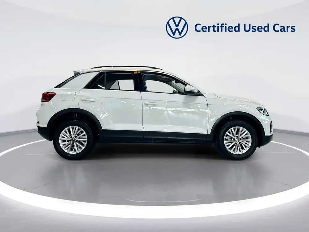 1070 MONTHLY | DOWN PAYMENT ASSIST | BUY NOW PAY AFTER 4 MONTHS | REDUCED PRICE - Image 9