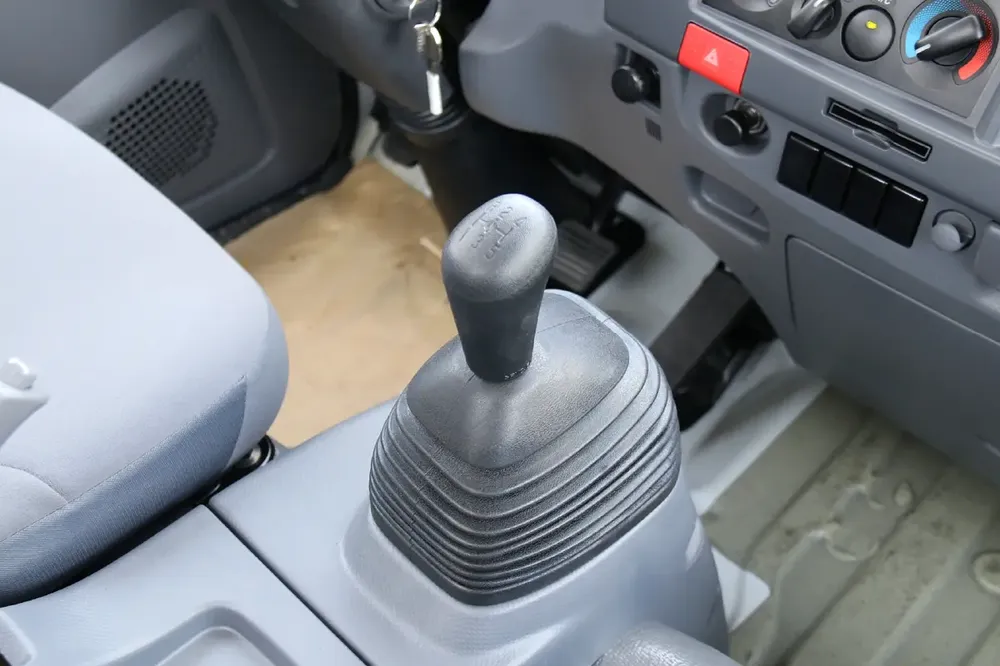 ISUZU NPR 71 K LONG  - For Export - Image 16