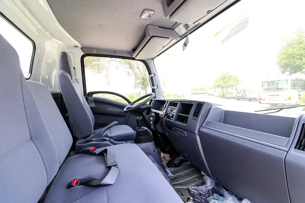 ISUZU NPR 71 K LONG  - For Export - Image 17