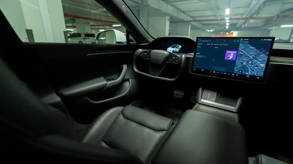 2022 Tesla Model S Plaid | 1,020 HP | Only 1,100 km! - Image 14
