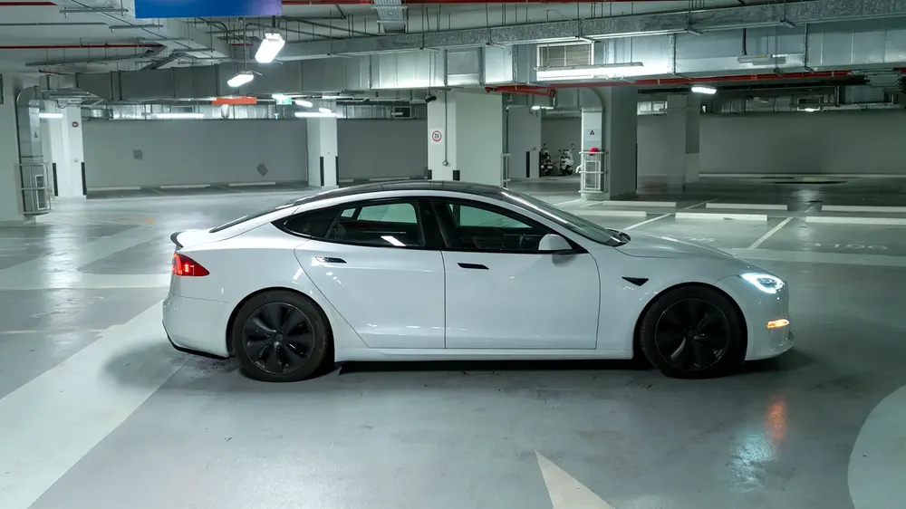 2022 Tesla Model S Plaid | 1,020 HP | Only 1,100 km! - Image 4