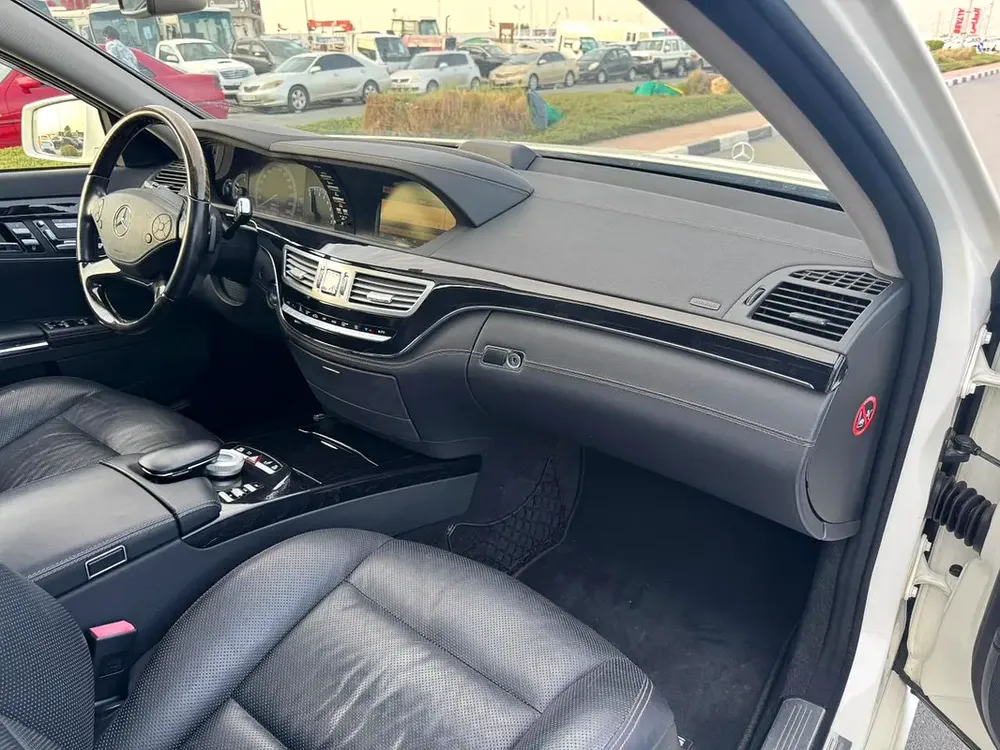 Mercedes Benz S550L 4.6Ltr (2012) Import from Japan - Image 4