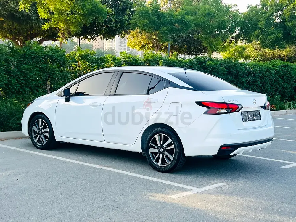 2022 Nissan Sunny EX GCC Specs - Pristine Condition - Image 6