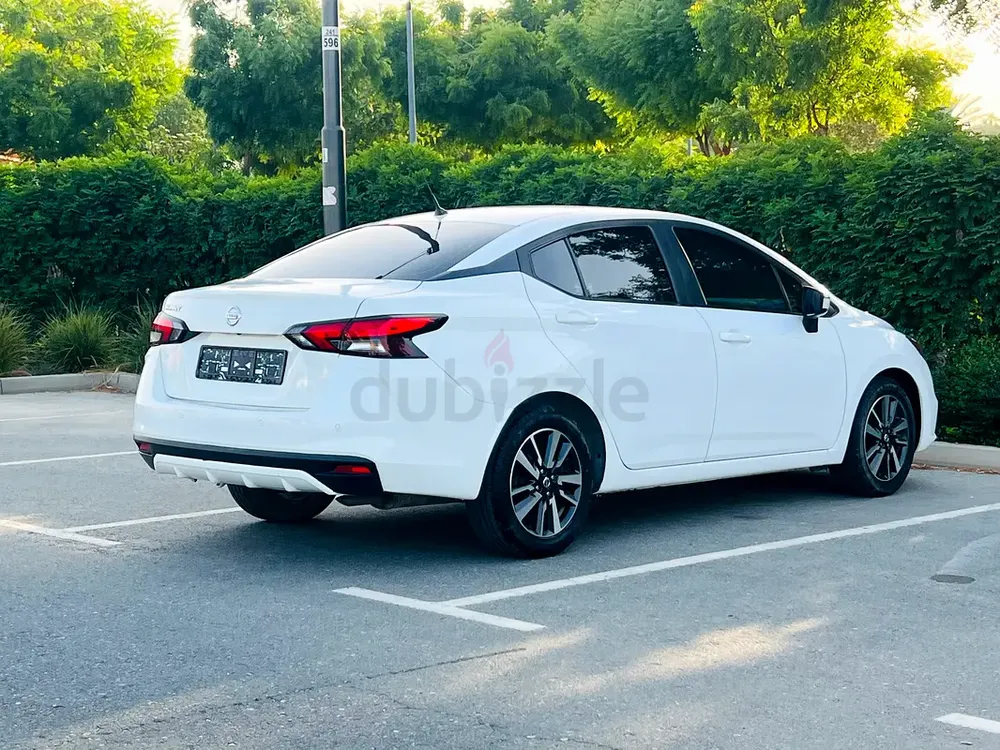 2022 Nissan Sunny EX GCC Specs - Pristine Condition - Image 8