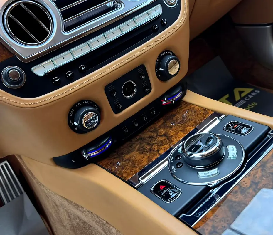 2019 Rolls-Royce Wraith, 2027 Rolls-Royce Service Pack, Rolls-Royce Service History, GCC - Image 9