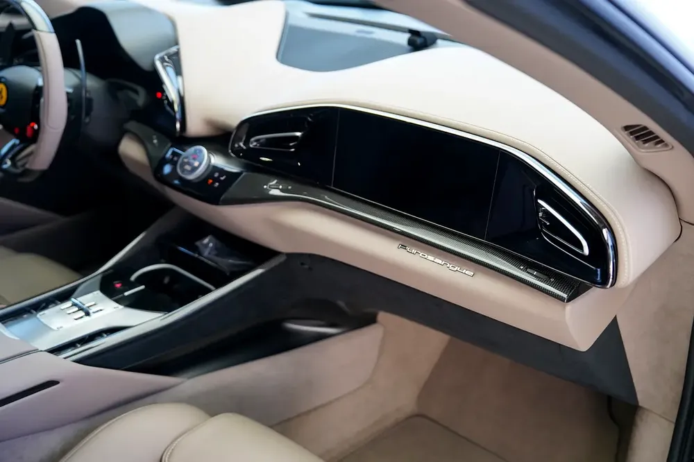 PUROSANGUE | CARBON INTERIOR | SERVICE NOV 2031 - Image 12